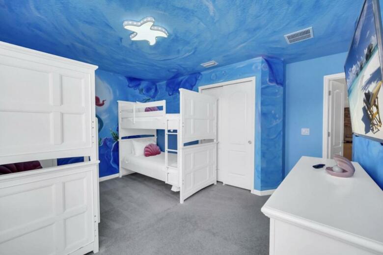 Sweet Orlando Cottage