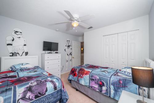 1219 Gorgeous Home W/3-master's*games Rm*themed Rm