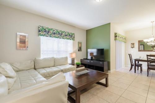 Sun Kissed 4 Bdm Townhome With Pool Townhouse
