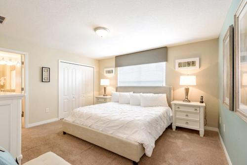 Sun Kissed 4 Bdm Townhome With Pool Townhouse