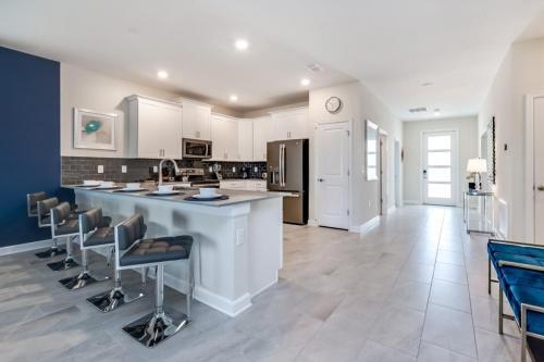 Sunsational Villa With Game Room And Private Pool Home