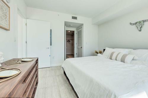 Apartamento Chic Miami Condo With Pool, 6 Mi To South Beach