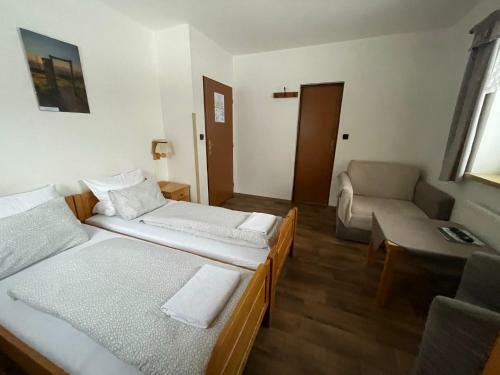 Hostal Pension Hones