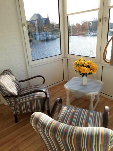 Apartamento Theda`s Utkiek