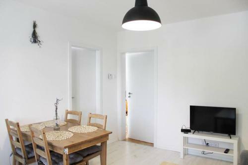 Apartm�n Kopec, Se Zahr�dkou