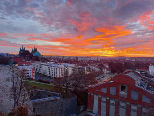 Apartamento At The Top - Penthouse �ber Den D�chern Der Stadt