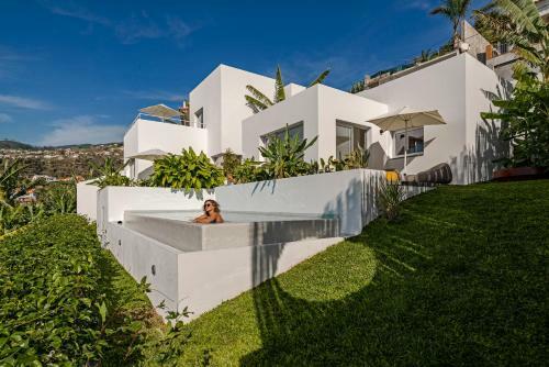 Casas Da Vargem Shared Swimming Pool By An Island Apart