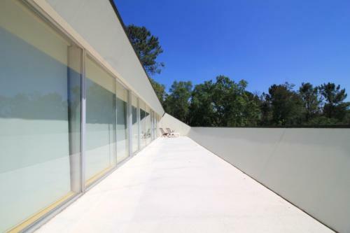 Slope Design Villa - Luxurious Architecture Villa