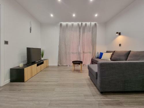The Jolie Apartments