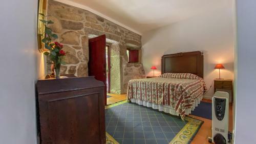 Casa De S�o Vicente De Cima