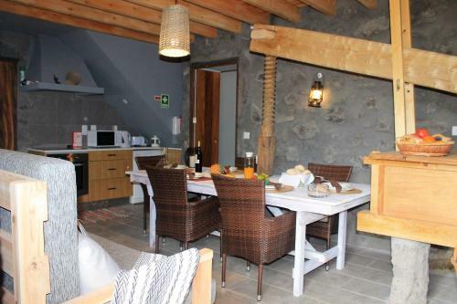 Hostal Vinea Lava Praia Campo Pico