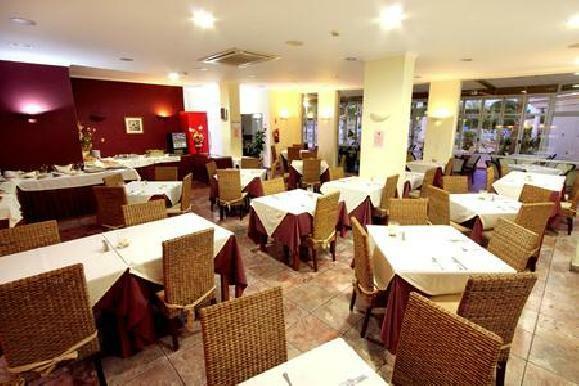 Hotel Clube Porto Mos