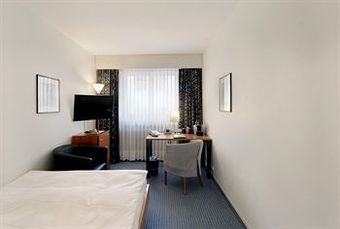 Hotel Merian Am Rhein