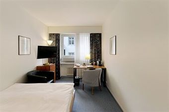 Hotel Merian Am Rhein