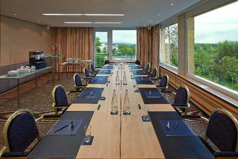 Hotel Hilton Zurich Airport
