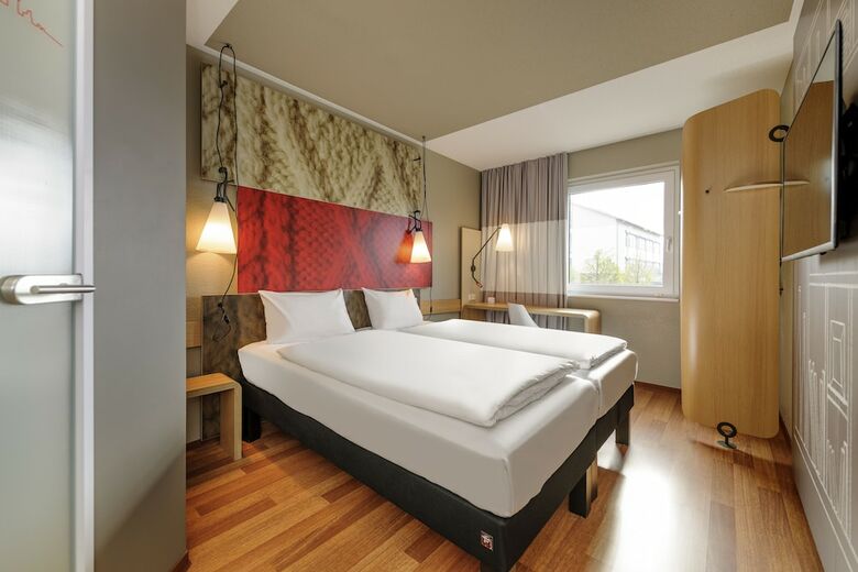 Hotel Ibis Zurich City West