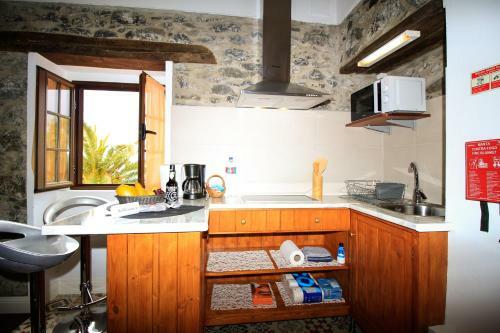 Hostal Casa Velha D Fernando E Casa Av� Augusta