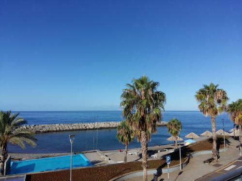 Apartment Near The Sea