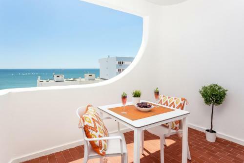 Apartamento Modern Ocean View Apt 2 Min Walk To Beach