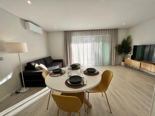 Apartamento Terra�os Quarteira 2d3