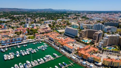 Apartamento Marina Charming 3bdr Duplex By Lovelystay