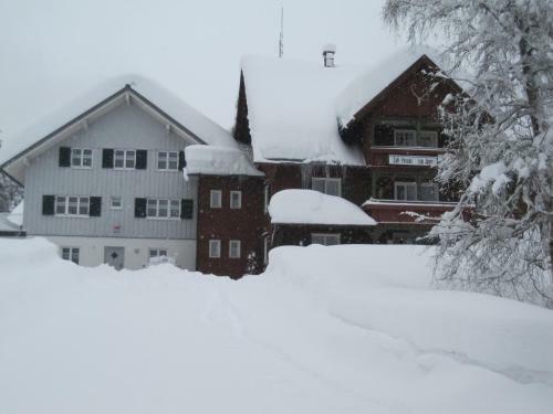 Hostal Caf� Pension Zum J�ger