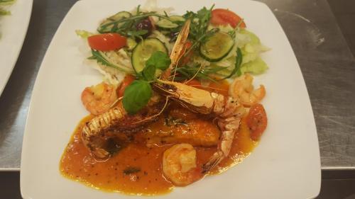 Hostal Toscana Restaurant And Bed & Breakfast