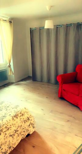 Apartamento 2 Pi�ces En Plein Village De Cabris