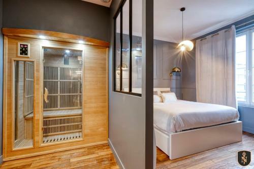 Beautiful Colorful Apartment In Caen With Sauna