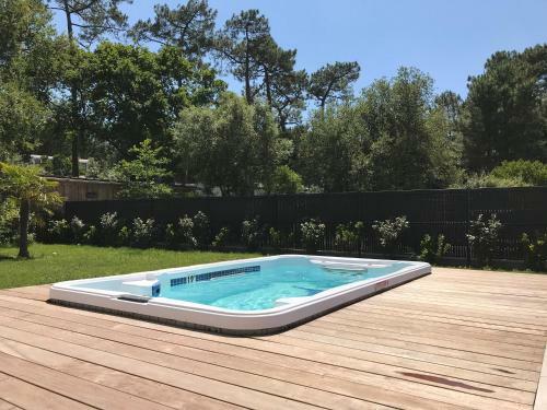 Location Villa Entre Lac Et Oc�an Avec Son Spa De Nage