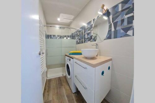 Apartamento Paradis Bleu � 50 M�tres de La Mer- Parking