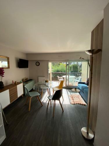 Apartamentos Joli Appartement � 100m De La Plage