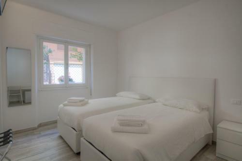Hostal Rione San Carlo