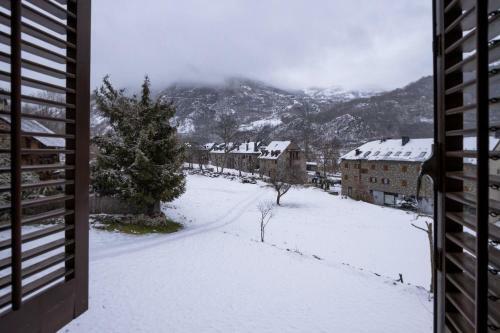 Hotel Farr� D'avall
