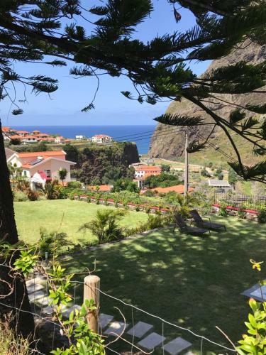 Casa Oliveira Esmeraldo - Guest Houses