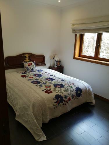 Encosta Do Douro - Rio Douro