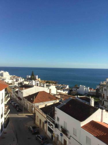 Top Floor Ocean View Apartment ? Near Beach Luz