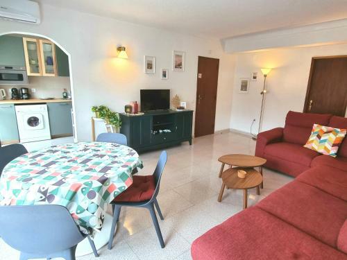 Casa Mar E Sol, New Apartment Near The Beach With Balcony
