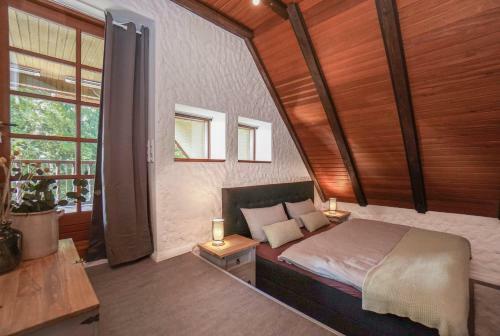 Ruhe Unter Reet - Haus Mit Sauna & Kamin Im Gr�nen