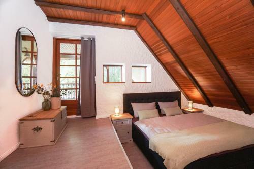 Ruhe Unter Reet - Haus Mit Sauna & Kamin Im Gr�nen