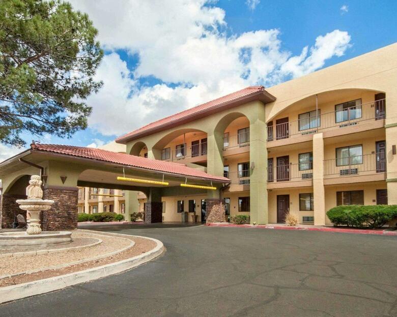 Hotel Quality Inn Airport East