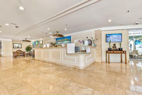 Apartamento Waikiki Grand Hotel With Private Balcony!