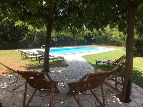Villa Le Charme D'une Maison De Ma�tre, Grande Piscine.