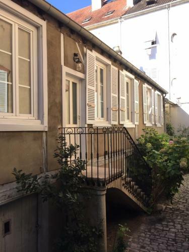 Apartamentos Fen�tres Sur Cour