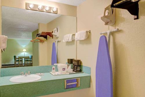 Motel Knights Inn San Marcos