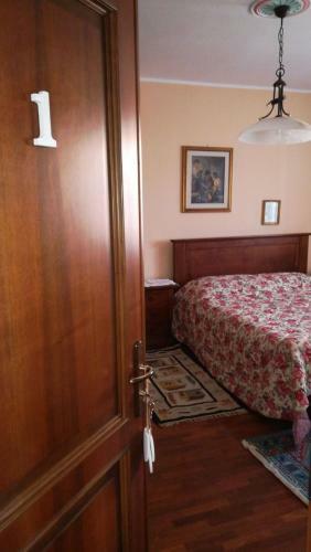 Hostal Fly To Venice Home