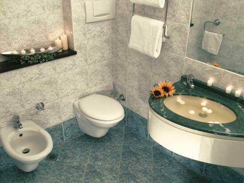 Hostal Holiday Gabicce Mare & Residence