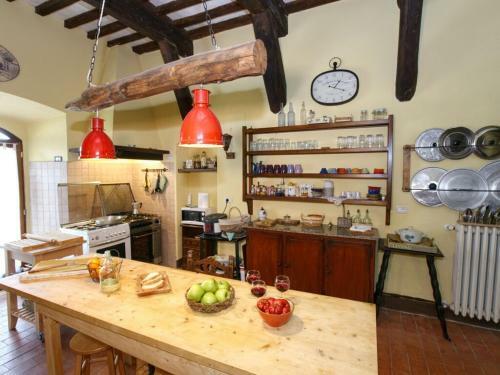 Cozy Villa In Graffignano Italy With Swimming Pool