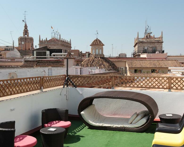 Center Valencia Youth Hostel