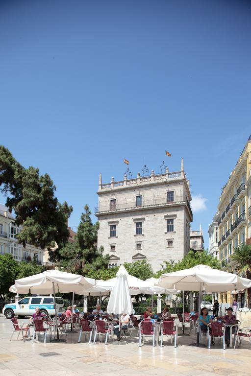 Center Valencia Youth Hostel